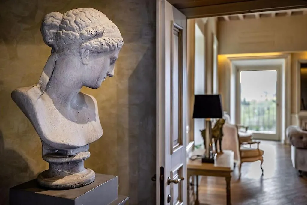 Luxury Villa Tolomei Gucci With Spa San Jacopo al Girone 0*,