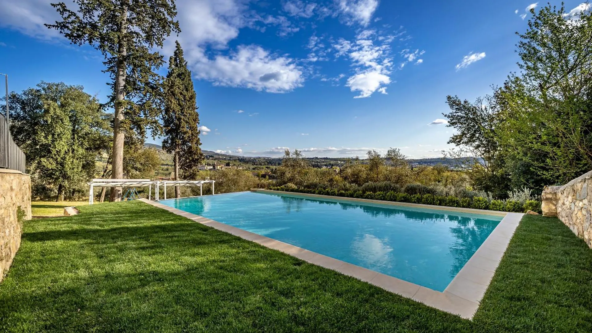 Luxury Villa Tolomei Gucci With Spa San Jacopo al Girone 0*,  Włochy
