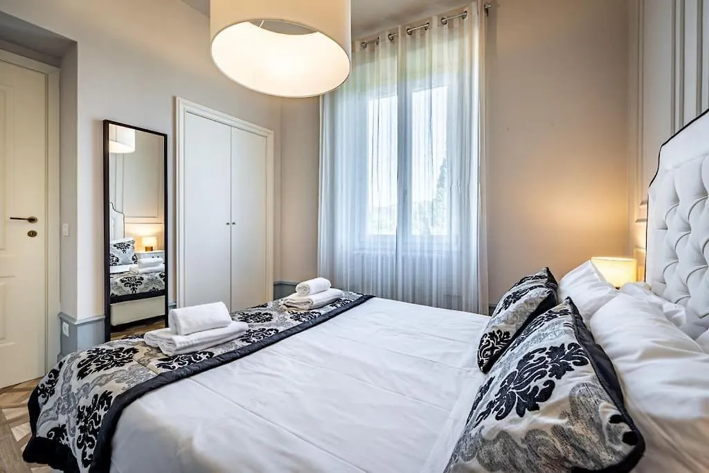 Luxury Villa Tolomei Gucci With Spa San Jacopo al Girone 0*,  Włochy