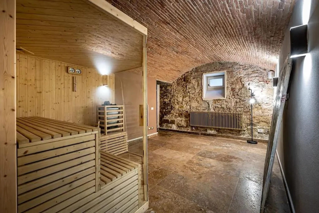 Luxury Villa Tolomei Gucci With Spa San Jacopo al Girone 0*,