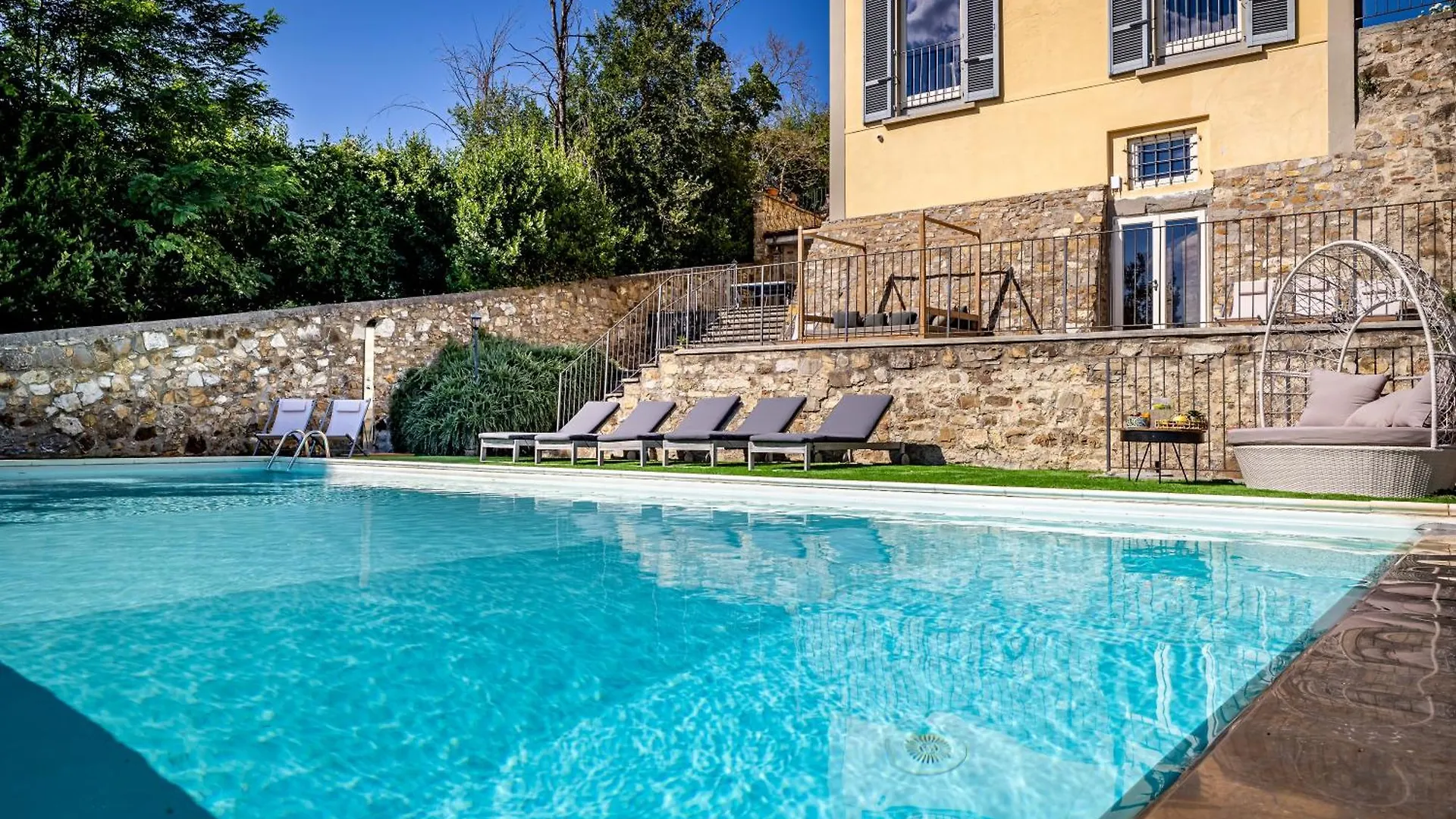 Gospodarstwo wiejskie Luxury Villa Tolomei Gucci With Spa San Jacopo al Girone