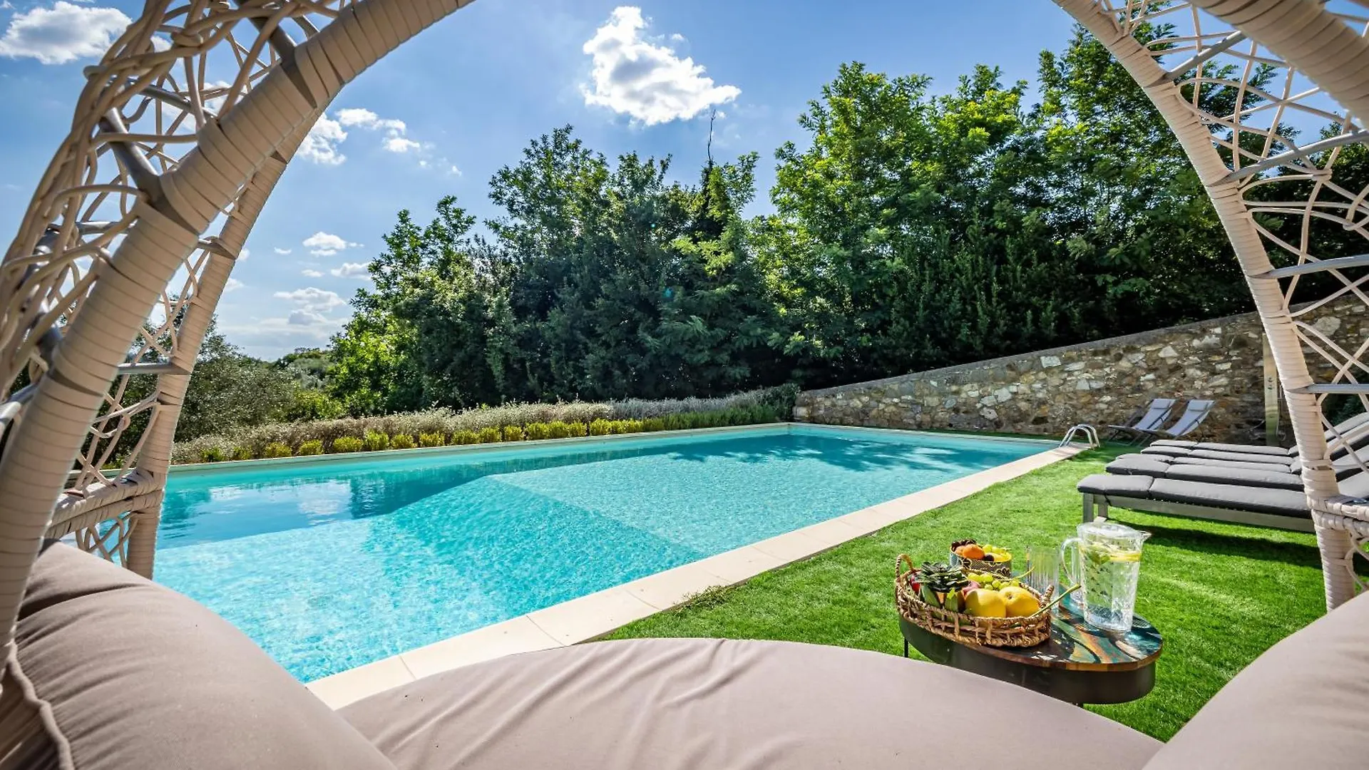 Gospodarstwo wiejskie Luxury Villa Tolomei Gucci With Spa San Jacopo al Girone